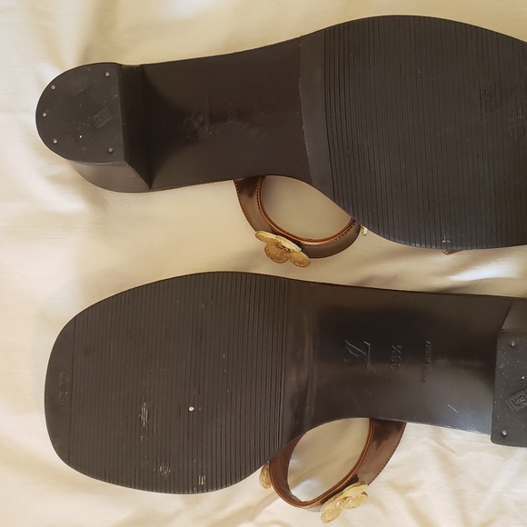 Louis Vuitton leather sandals - Picture 5 of 7